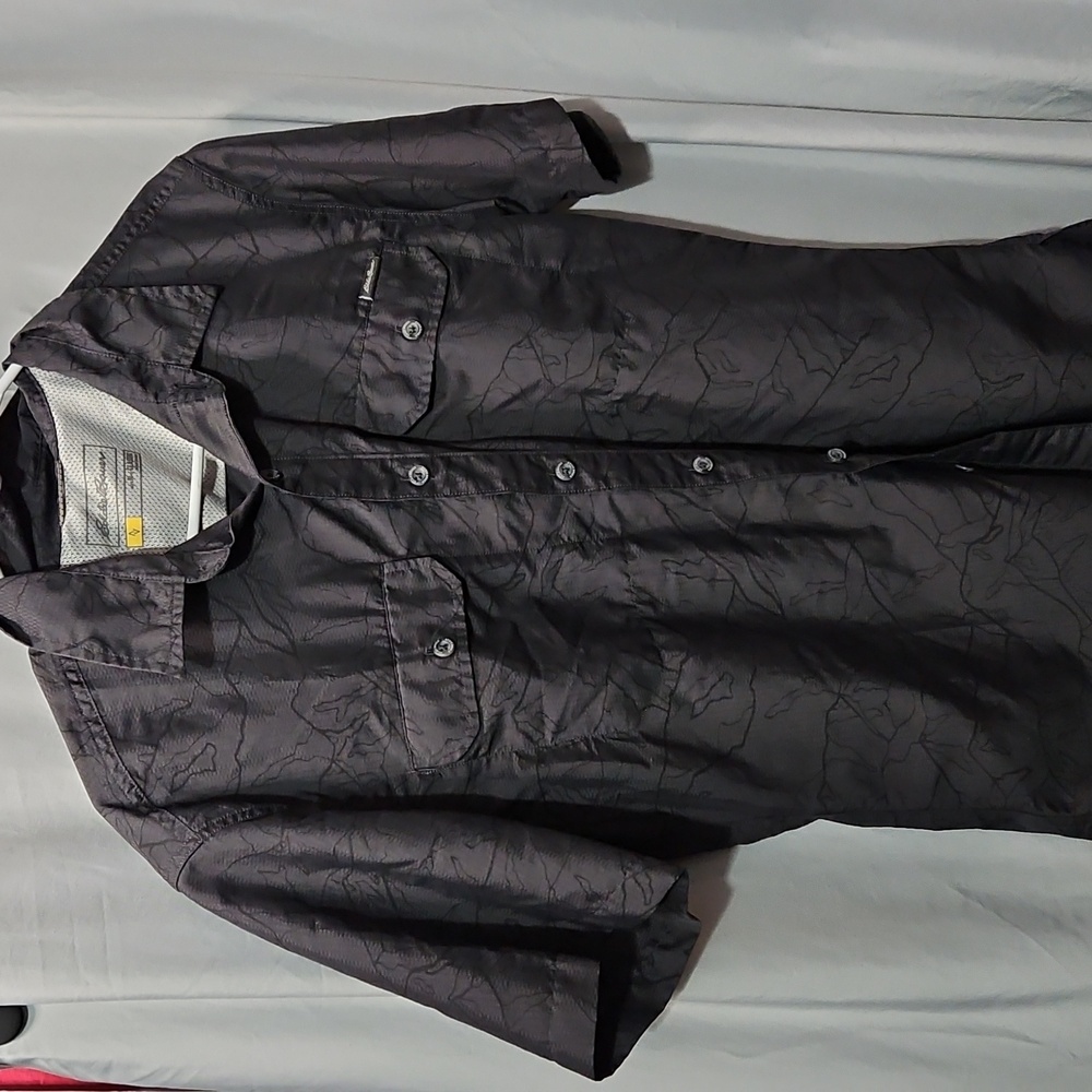 EDDIE BAUER BUTTON DOWN SHIRT
